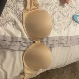Victoria Secret Strapless Cream Bra